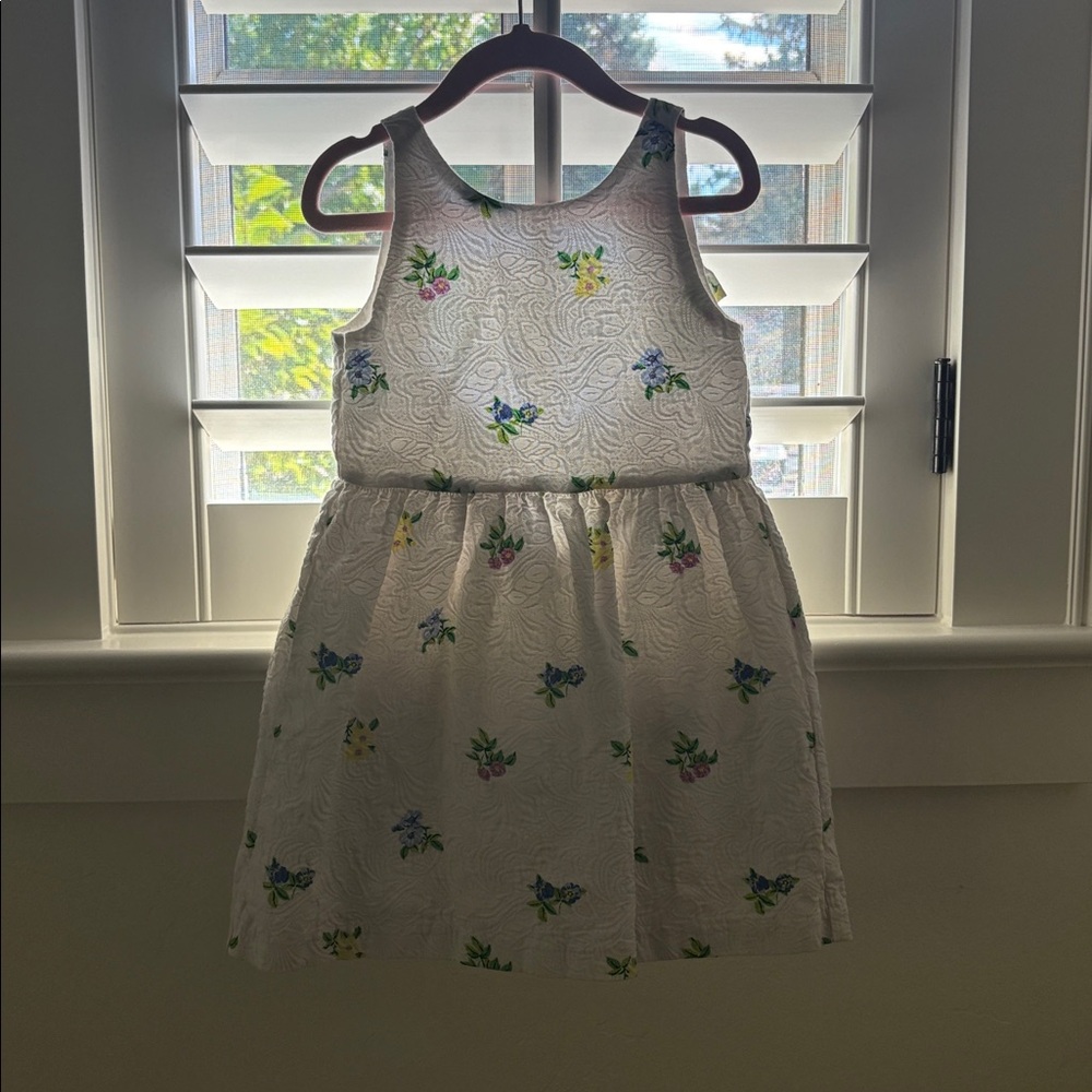 Janie and Jack Floral Embossed Sleeveless Dress size 5.